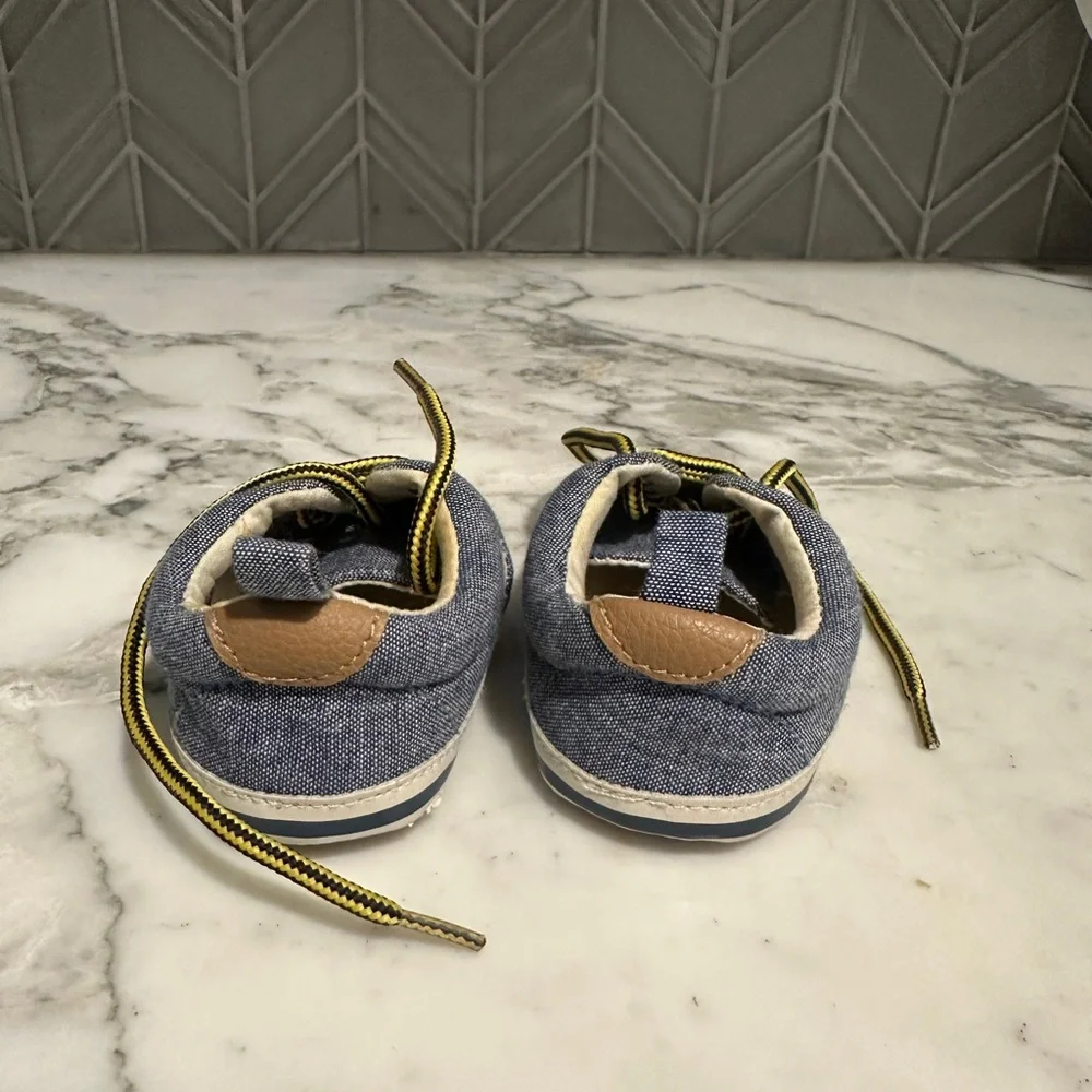 $12‎ ADD ON baby gap! Tiny baby crib shoes blue 3-6M Janie and Jack Zara